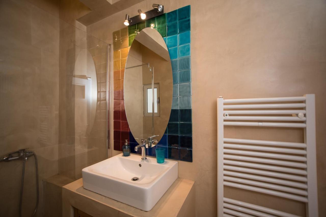 2 Bedroom Apartment At The Historical Center, View To Acropolis Athen Exterior foto